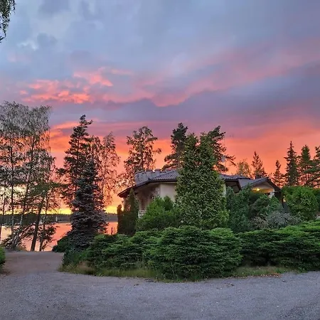 Pinecrest - Castle Style Living On Seaside Huvilat *