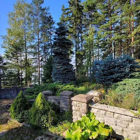 Villa Pinecrest - Castle Style Living On Seaside Porvoo